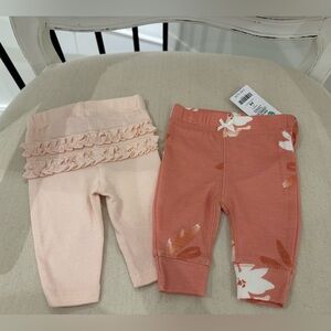 🦢 Baby Newborn Size Floral and Ruffle Bum Baby Leggings Set of 2 NWT